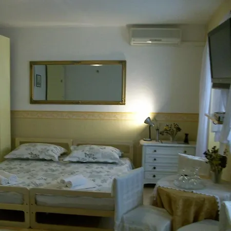Ivonna Apartmán *